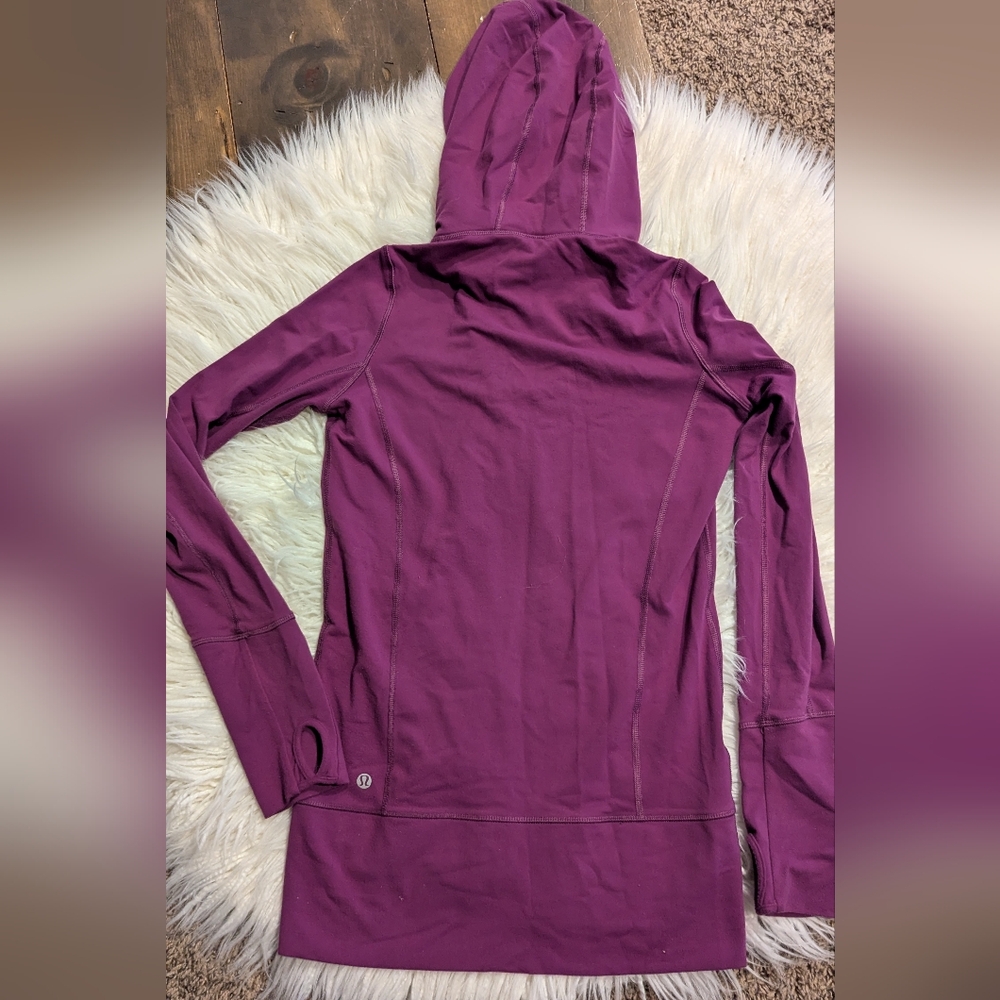 Lululemon Stride Hooded Jacket Berry Size 4 Womens - Picture 2 of 9